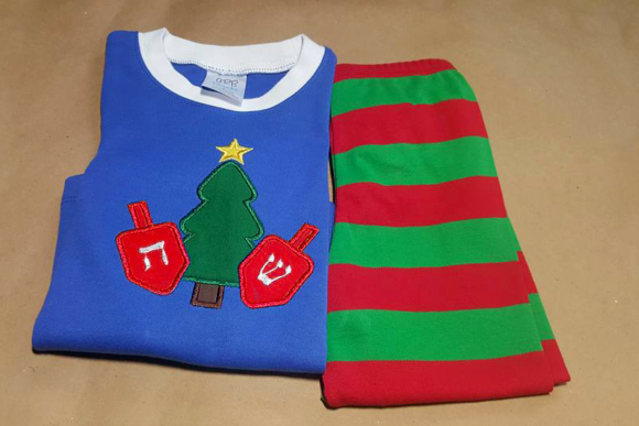 Christmas Tree and Dreidels Applique: A Designer's Review